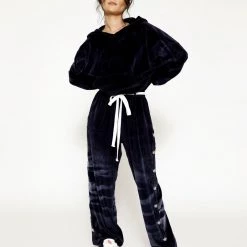 Peace Of Reign Velour Hoodie Crop HOODIES