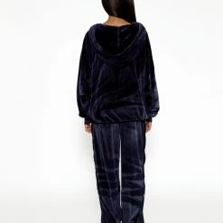 Peace Of Reign My BF Velour Hoodie